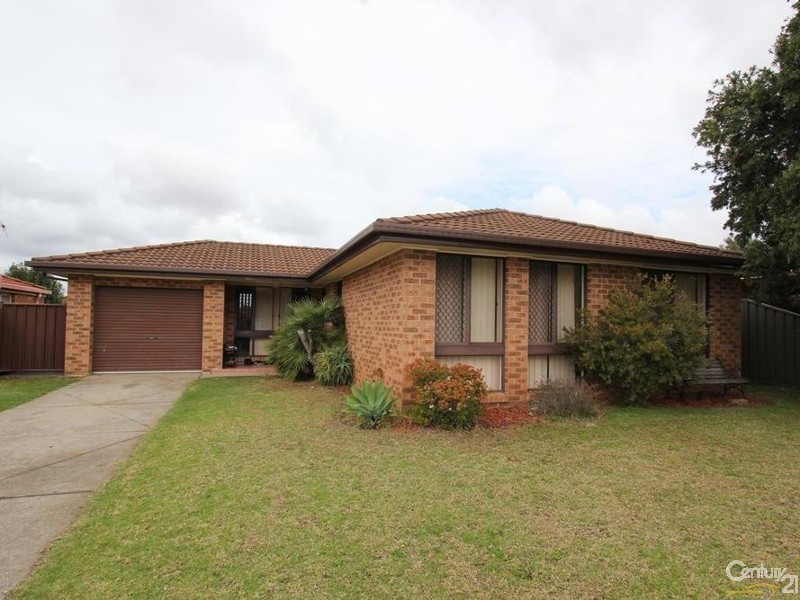 17 Dorrigo Crescent, Bow Bowing NSW 2566