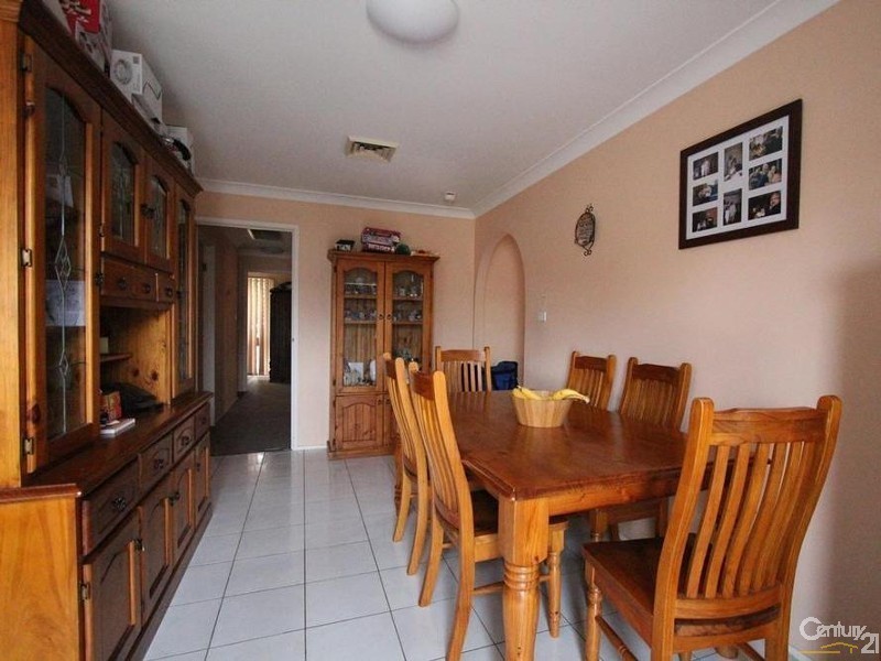 17 Dorrigo Crescent, Bow Bowing NSW 2566