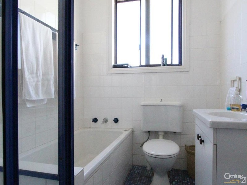 56 Amalfi Street, Lurnea NSW 2170