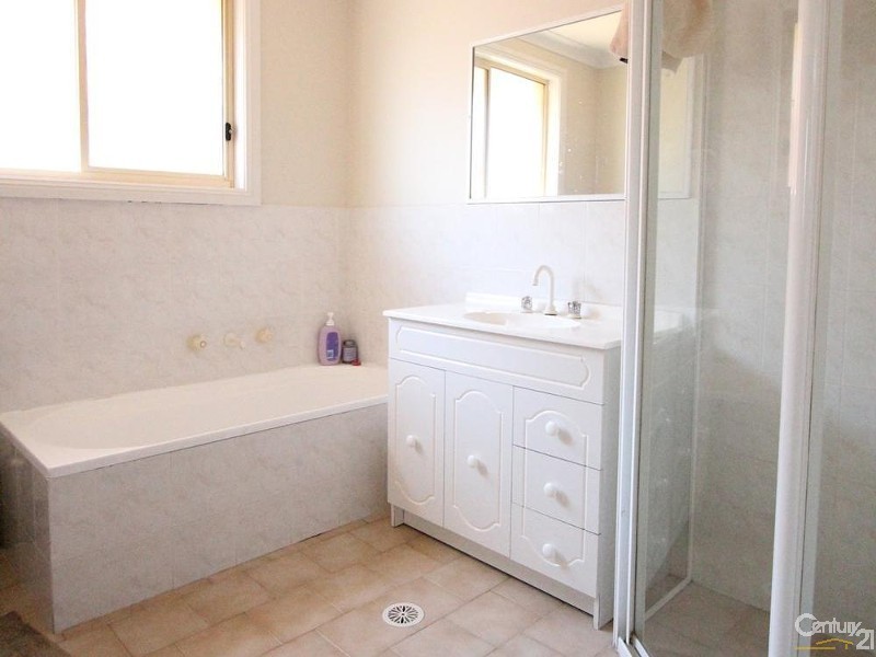 52B Kookaburra Road, Prestons NSW 2170