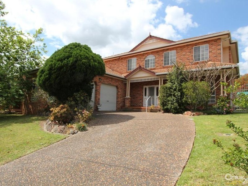 20 Ingham Drive, Casula NSW 2170