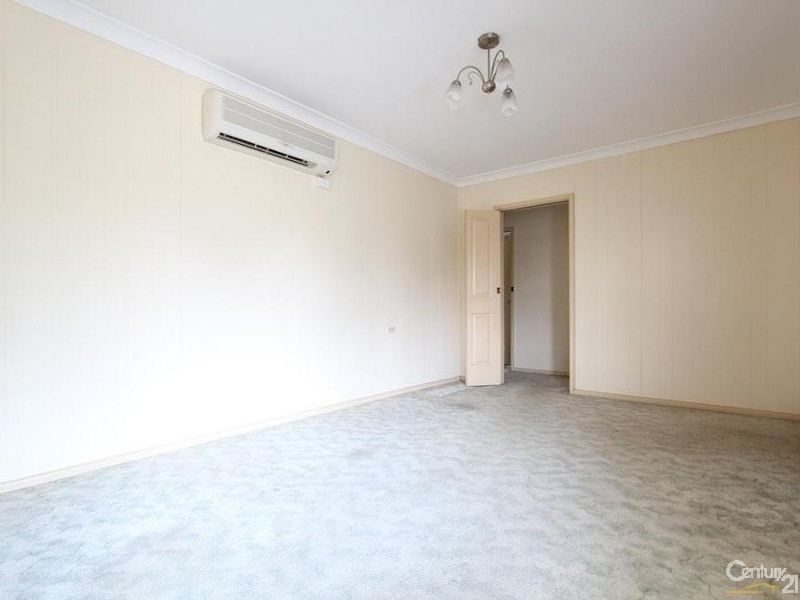 15 SHEAHAN STREET, Warwick Farm NSW 2170