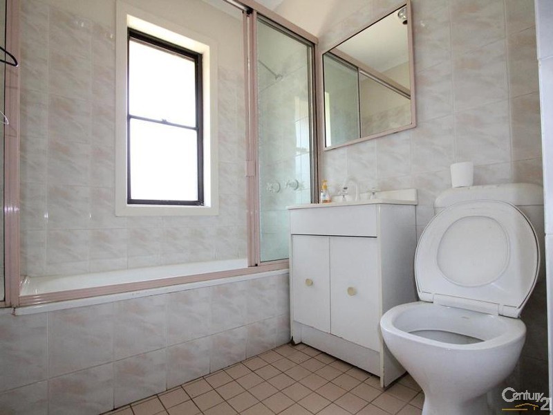 21 INSIGNIA STREET, Sadleir NSW 2168