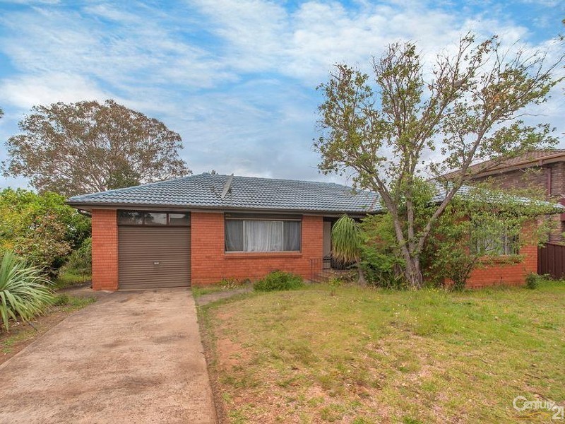 2 Bulolo Place, Glenfield NSW 2167