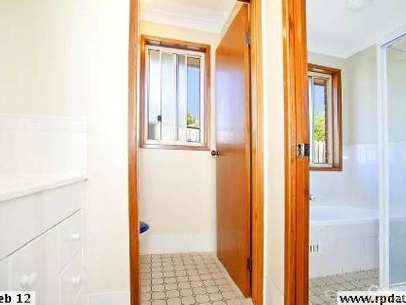 68 DAINTREE DRIVE, Wattle Grove NSW 2173