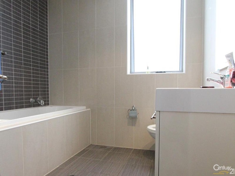 21/12-18 Bathurst Street, Liverpool NSW 2170