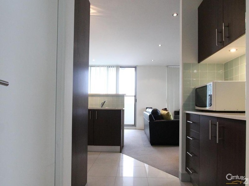 21/12-18 Bathurst Street, Liverpool NSW 2170