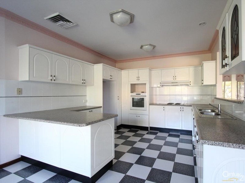 20 INGHAM DRIVE, Casula NSW 2170