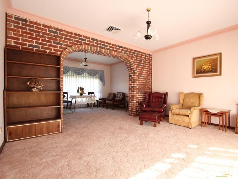 20 INGHAM DRIVE, Casula NSW 2170