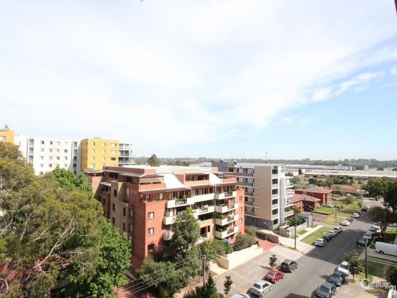 67/12-18 Bathurst Street, Liverpool NSW 2170