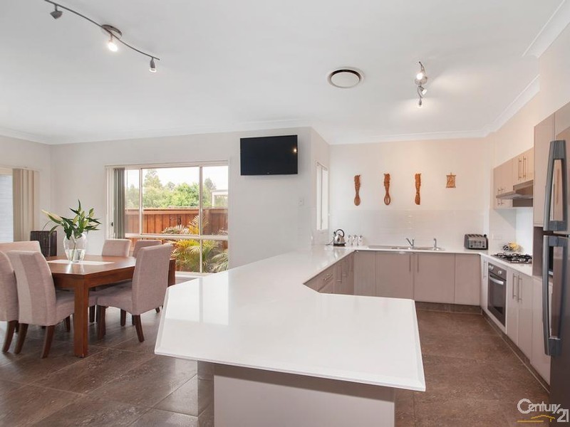 3a Cobble Circuit, West Hoxton NSW 2171