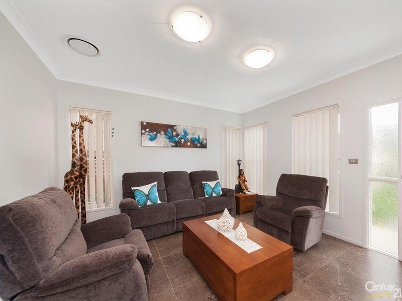 3a Cobble Circuit, West Hoxton NSW 2171