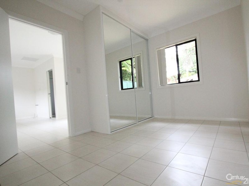 15B SHEAHAN STREET, Warwick Farm NSW 2170