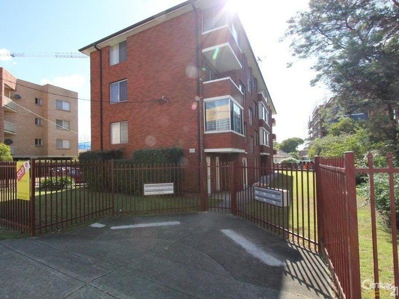 3/21A BATHURST STREET, Liverpool NSW 2170