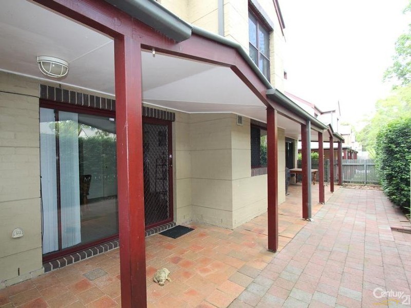 8/14 Provost Mews, Holsworthy NSW 2173