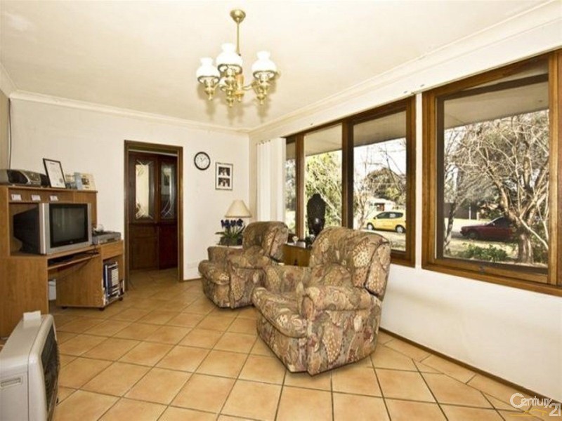 76 STOCKTON AVENUE, Moorebank NSW 2170