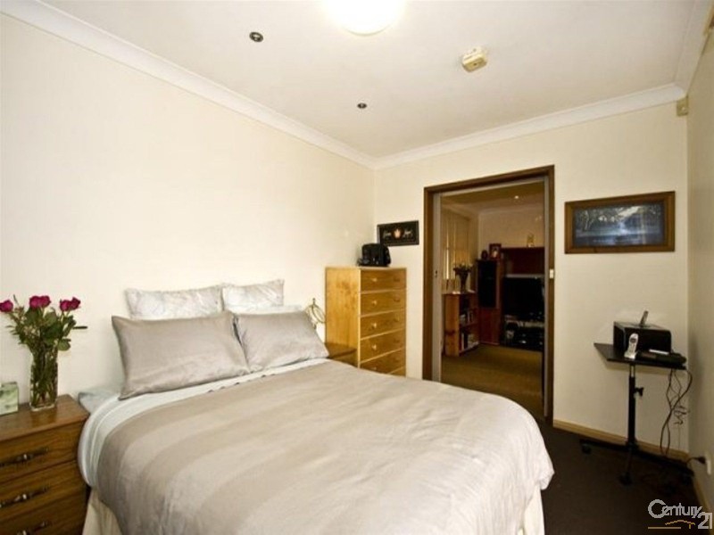 76 STOCKTON AVENUE, Moorebank NSW 2170