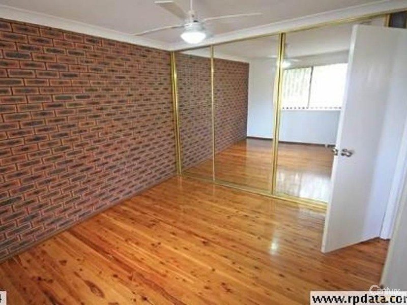58 FENTON CRESCENT, Minto NSW 2566