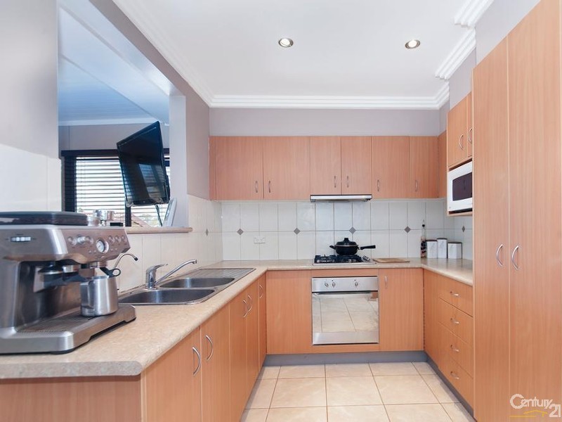 35 Yalta Street, Sadleir NSW 2168