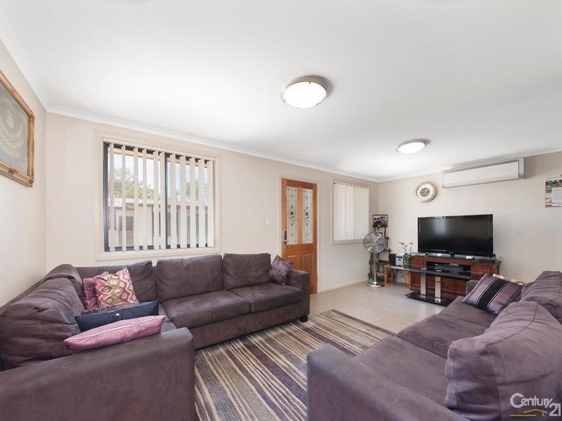 35 Yalta Street, Sadleir NSW 2168