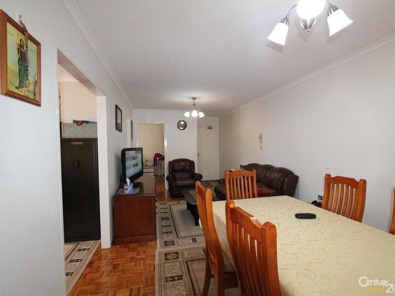 61/142 MOORE STREET, Liverpool NSW 2170