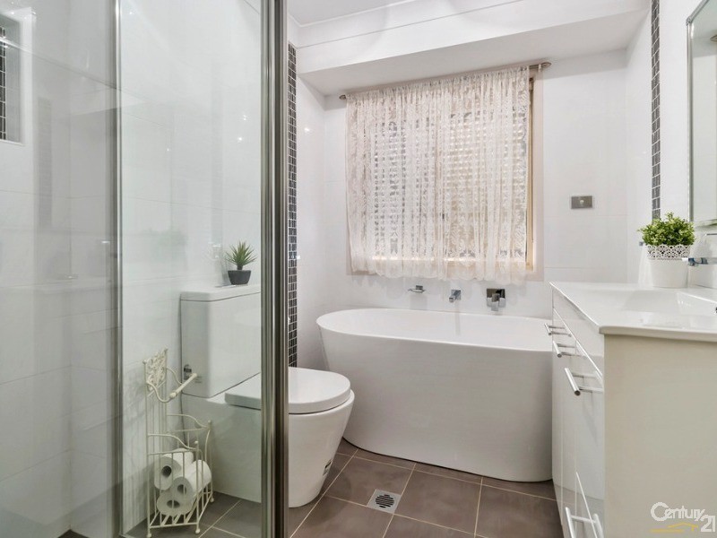 22 Shearwater Road, Hinchinbrook NSW 2168