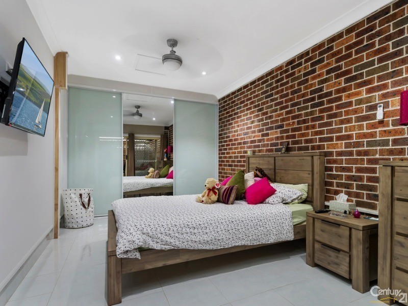 22 Shearwater Road, Hinchinbrook NSW 2168
