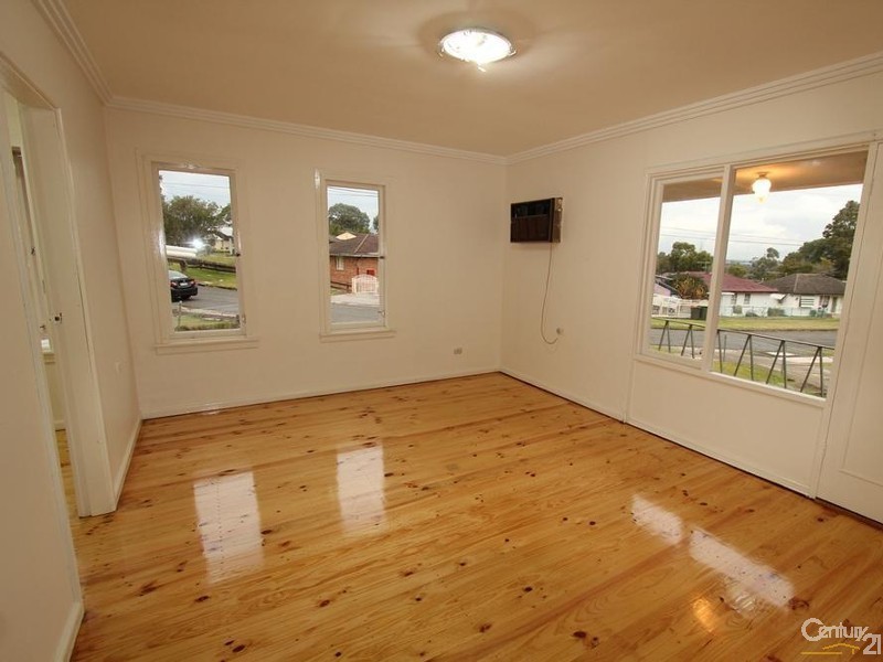 88 STRICKLAND CRESCENT, Ashcroft NSW 2168