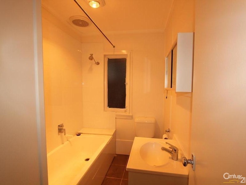 88 STRICKLAND CRESCENT, Ashcroft NSW 2168