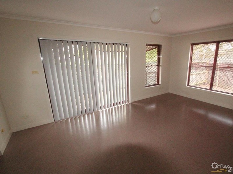 1/14 PROVOST MEWS, Holsworthy NSW 2173