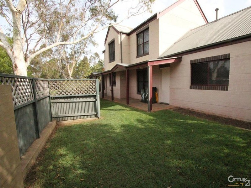 1/14 PROVOST MEWS, Holsworthy NSW 2173