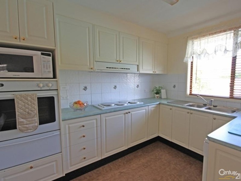 108 Angle Road, Leumeah NSW 2560