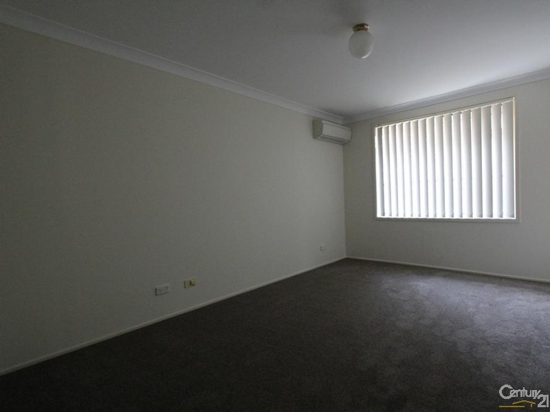 3 Bungonia Court, Wattle Grove NSW 2173