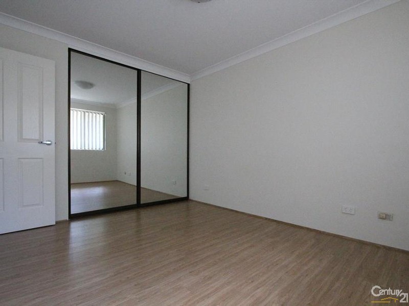 10/142  Moore Street, Liverpool NSW 2170