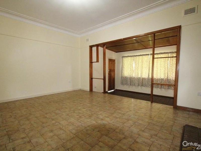 13 NORTHUMBERLAND STREET, Liverpool NSW 2170