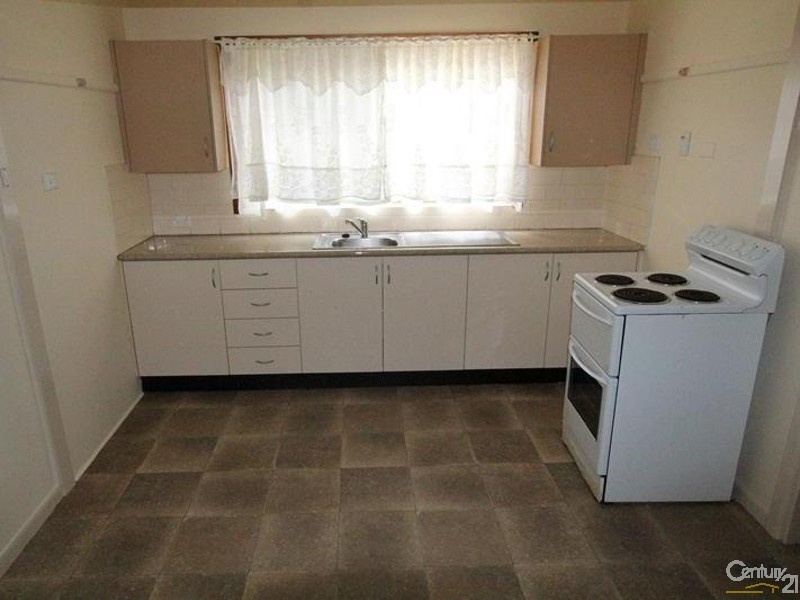 13 NORTHUMBERLAND STREET, Liverpool NSW 2170