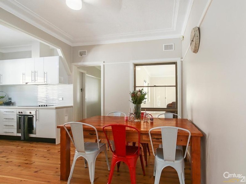 20 Blackwood Avenue, Casula NSW 2170