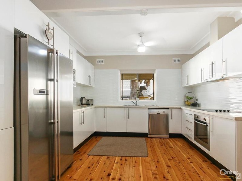 20 Blackwood Avenue, Casula NSW 2170