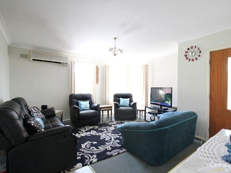 85 Webster Road, Lurnea NSW 2170