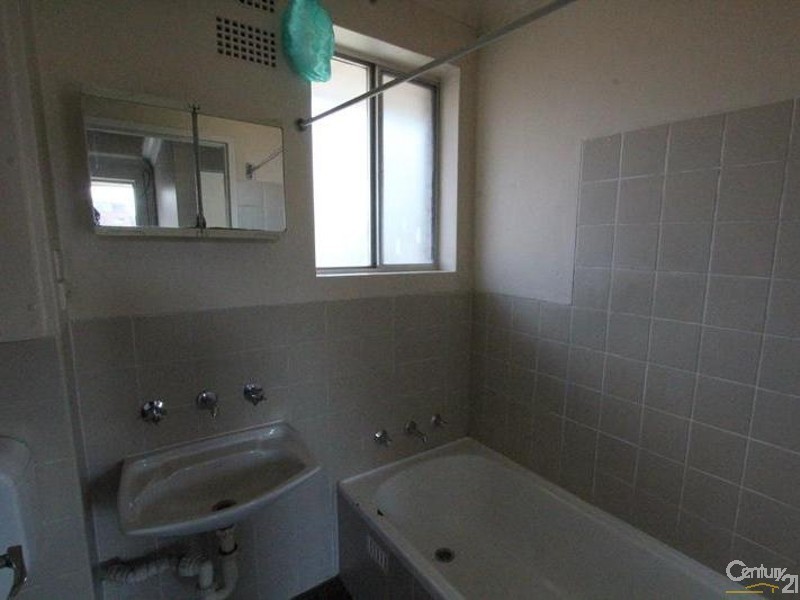 15/12-16 GOULBURN STREET, Liverpool NSW 2170