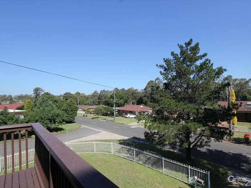 67 Renton Avenue, Moorebank NSW 2170