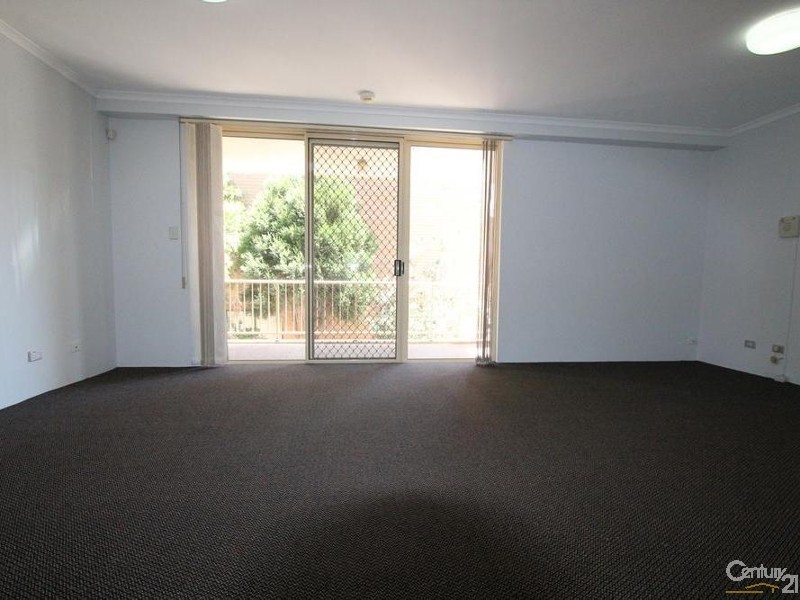 37/4 RIVERPARK DRIVE, Liverpool NSW 2170