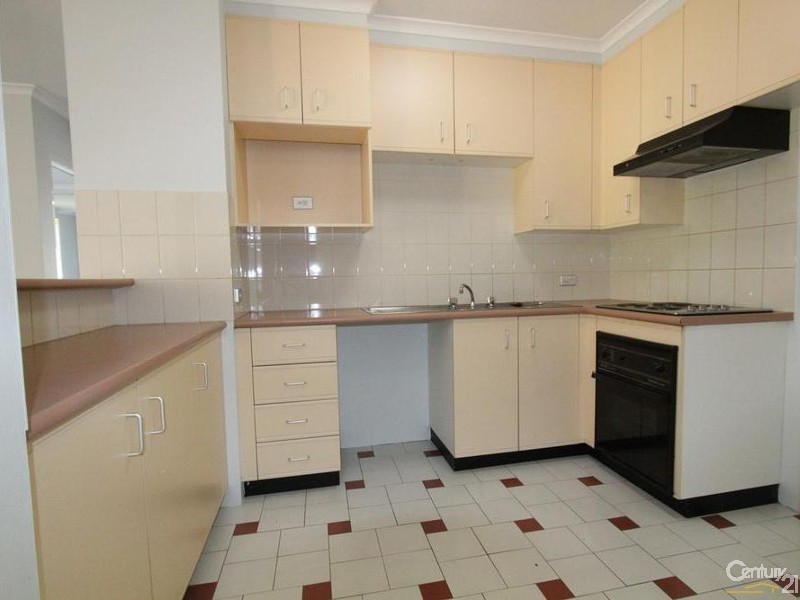 37/4 RIVERPARK DRIVE, Liverpool NSW 2170