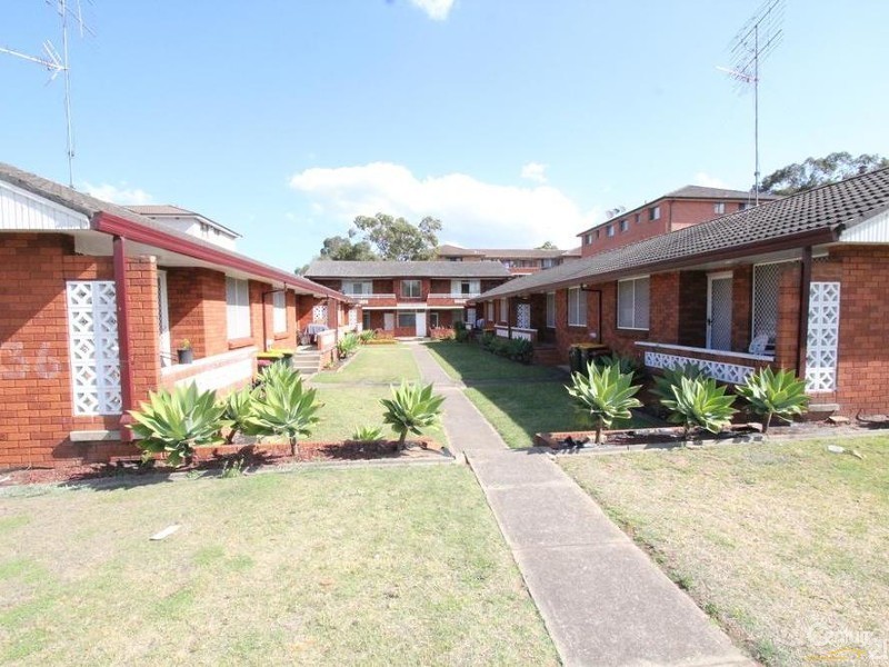 3/36 REMEMBRANCE AVENUE, Warwick Farm NSW 2170