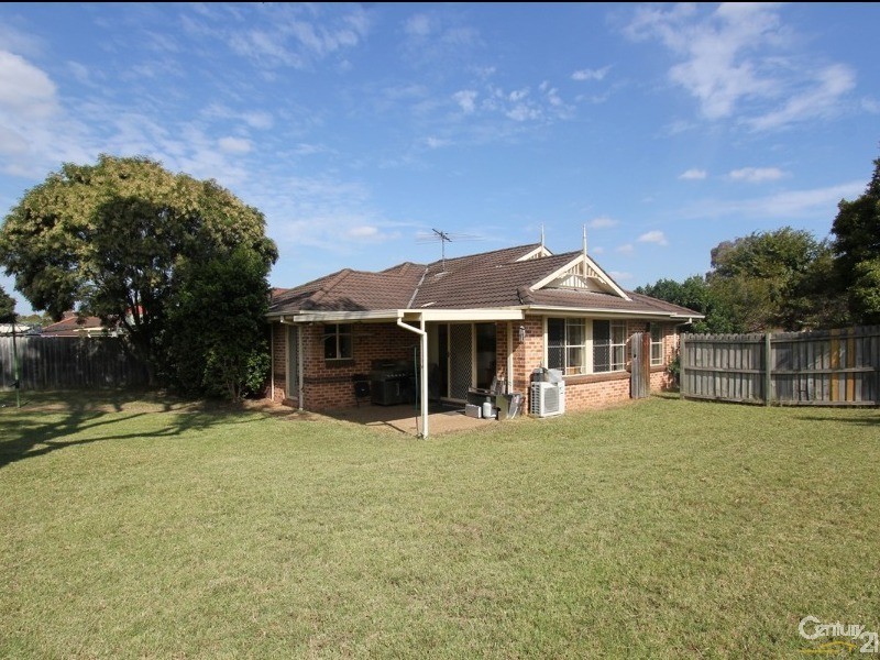 13 Warrego, Wattle Grove NSW 2173