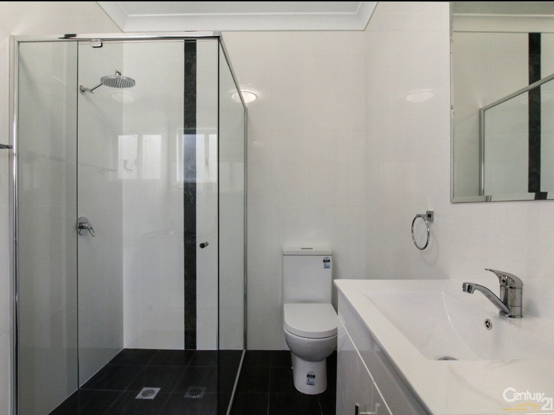10 Garnet Place, Cartwright NSW 2168