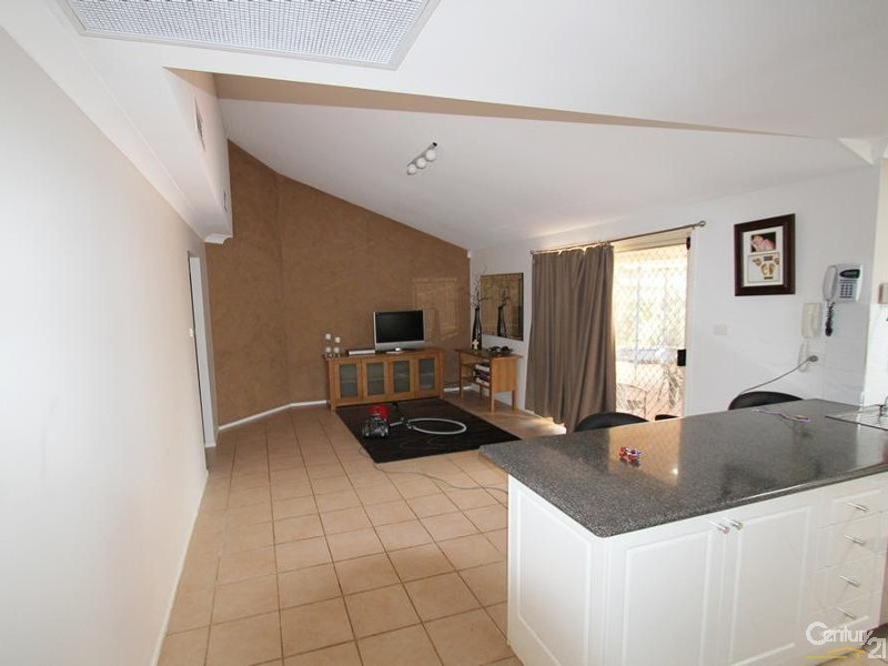 10 CRONDALL STREET, Bonnyrigg Heights NSW 2177