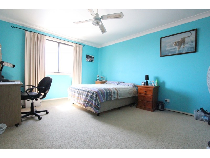 10 Shortland Avenue, Lurnea NSW 2170