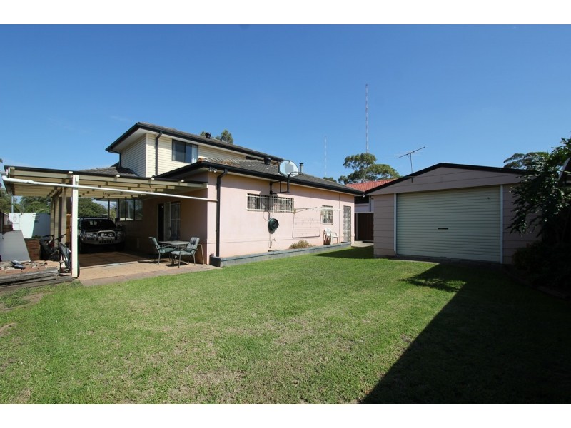 10 Shortland Avenue, Lurnea NSW 2170