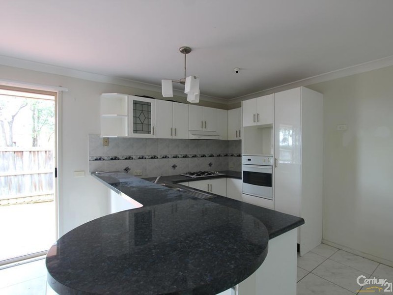 59 MANNOW AVENUIE, West Hoxton NSW 2171